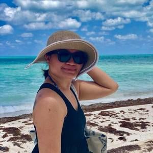 Meet your Posher, Apinya